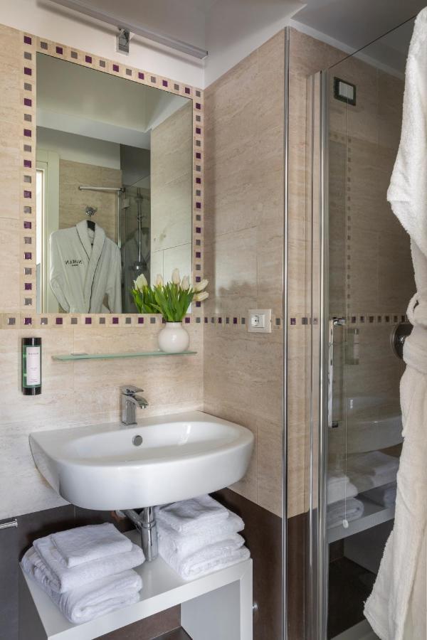 Naman Hotellerie - Spagna Rom Exteriör bild